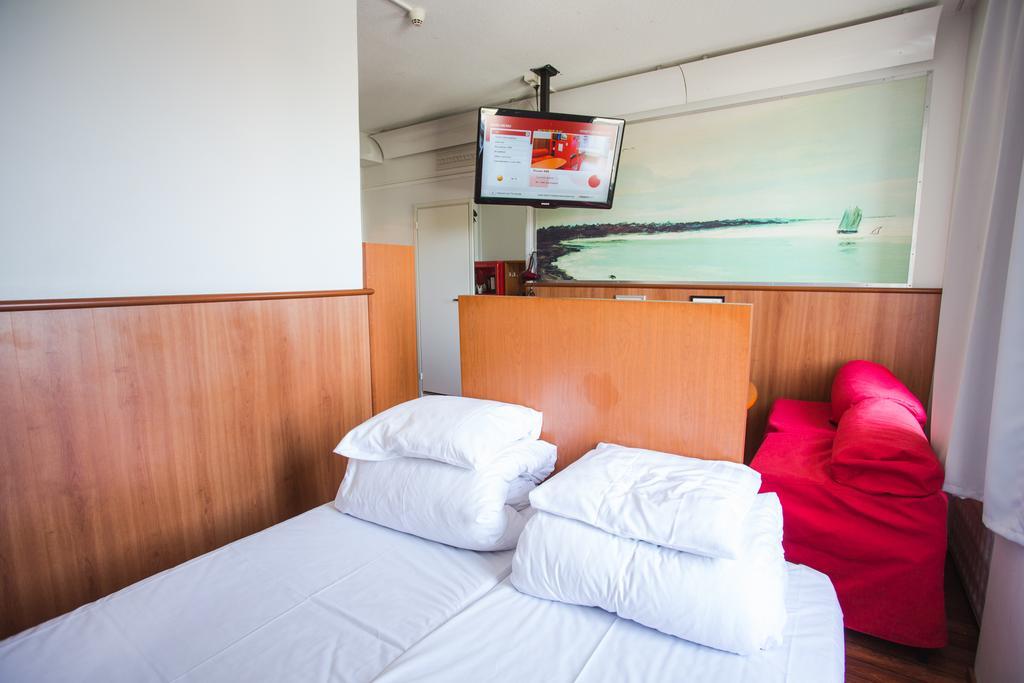 Omena Hotel Вааса Экстерьер фото
