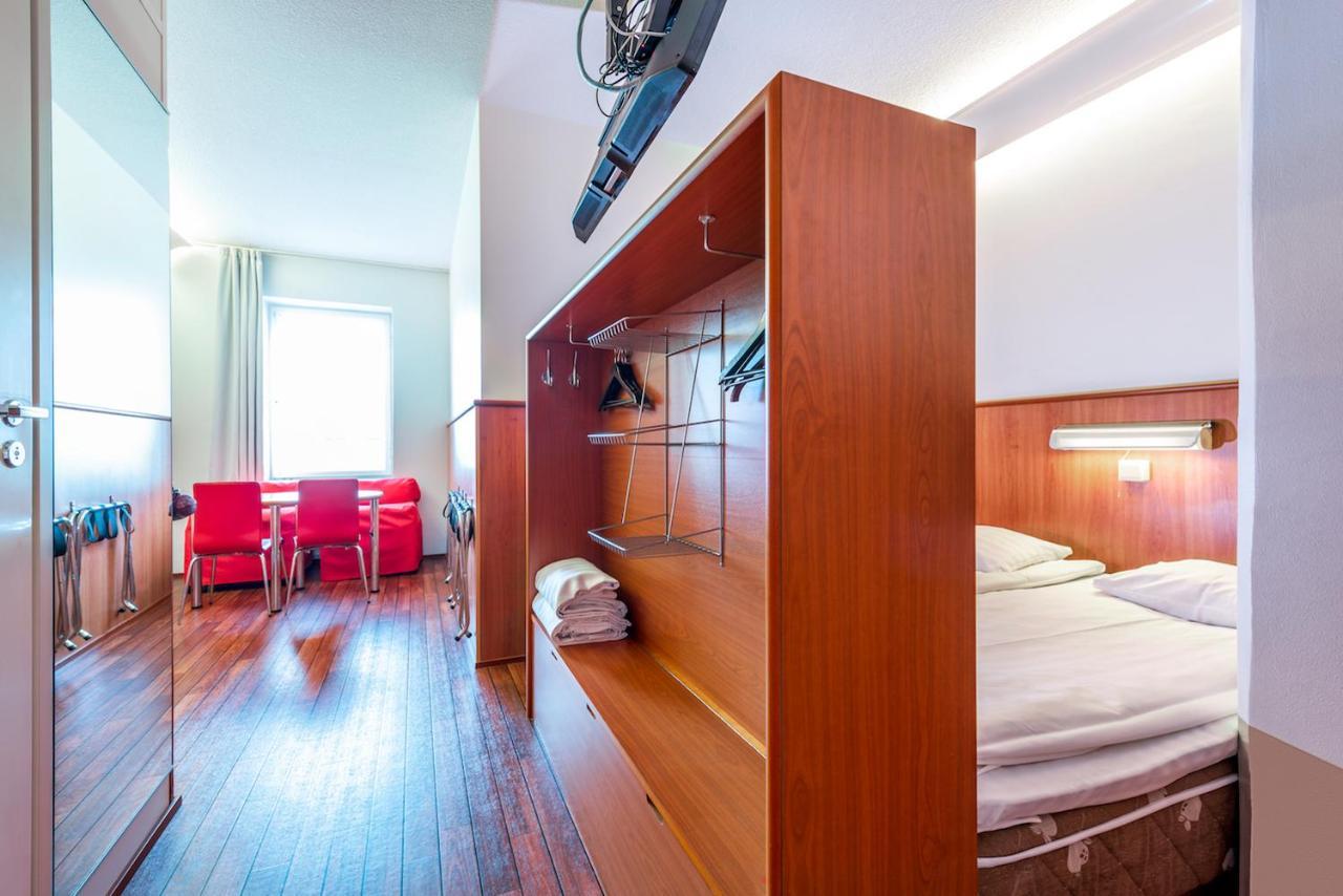 Omena Hotel Вааса Экстерьер фото